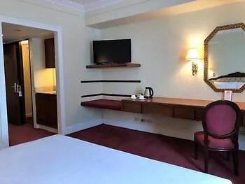 ****  Manila Prince Hotel Philippines
