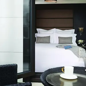 the-westbridge-hotel.cambridgehotelsuk.com/